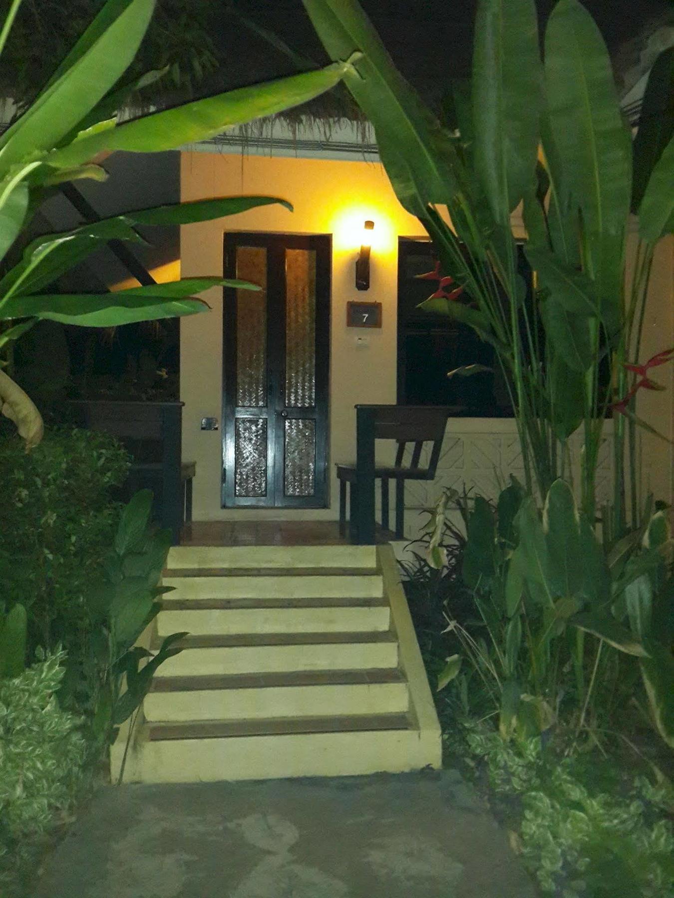 Ingnatee Resort Pathum Thani Buitenkant foto
